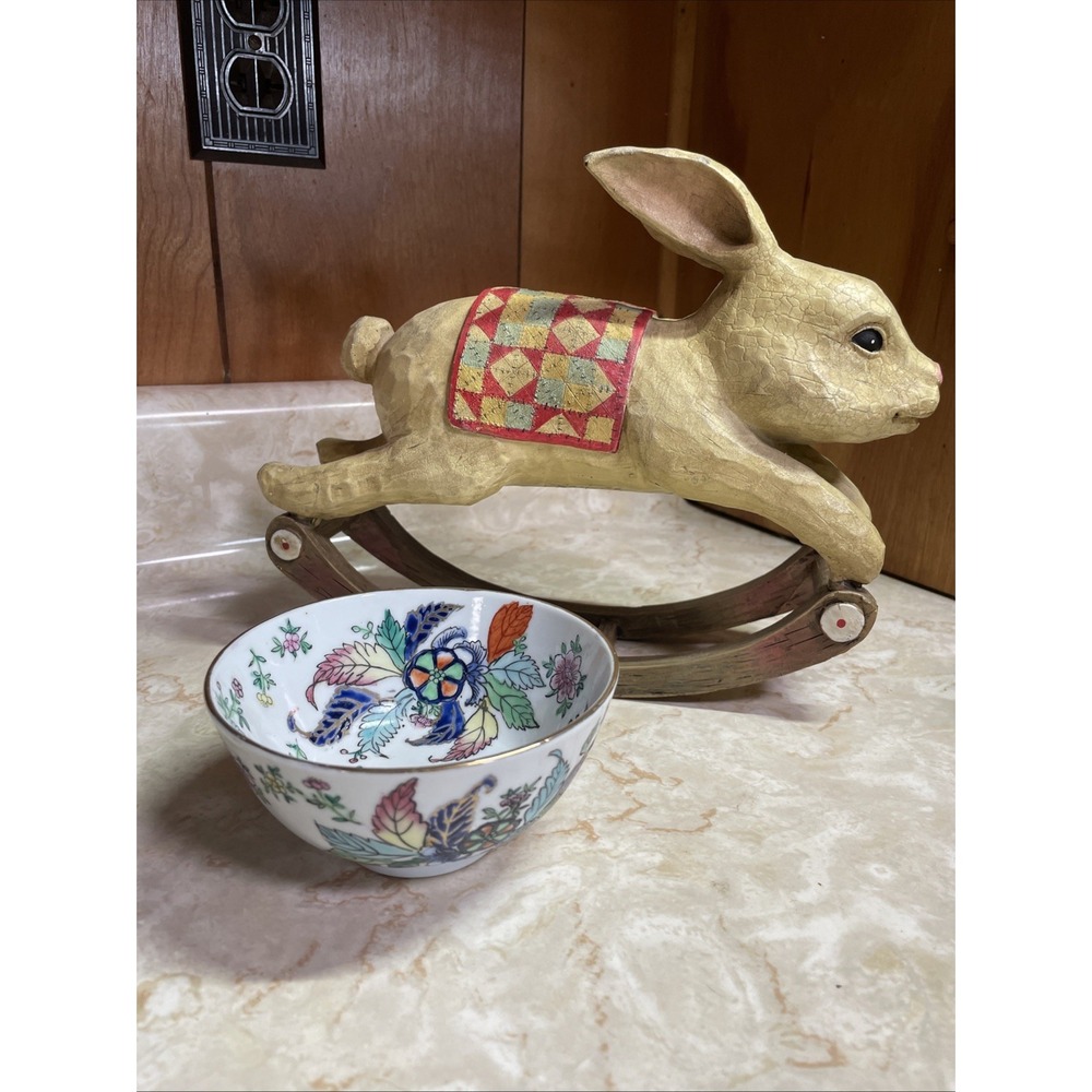 Vintage Hand Painted Chinese Famille Rose Pseudo Tobacco Leaf‎ Bowl Chinoiserie